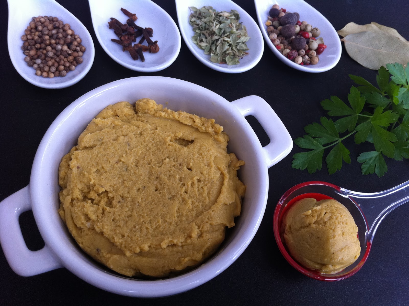 María's Recipe Book Concentrado de caldo de pollo [Thermomix]